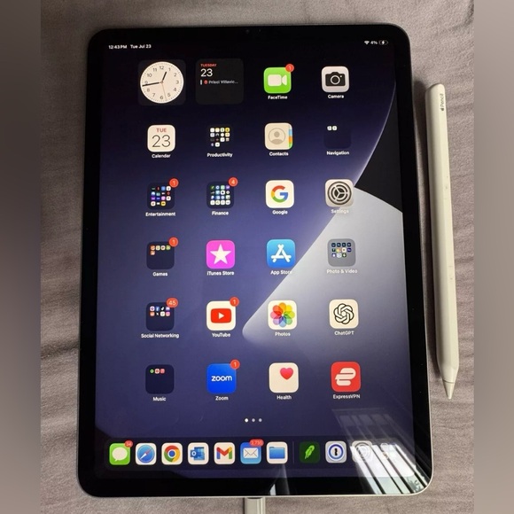 Apple iPad Pro 4th Gen. 256GB, Wi-Fi 11in with Apple Pencil included - Picture 1 of 3